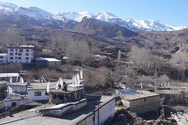 किन अझै ओझेलमा मुस्ताङको ‘झारकोट’?